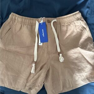 Men's Tan Cargo Shorts with Drawstring by [Brand]